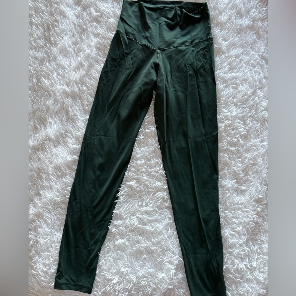 Green Arie offline leggings- size M
